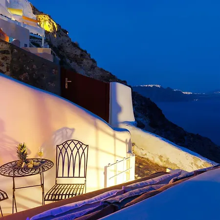 Blue Art Caves - Lunar Sea Suite Oia  Exterior photo